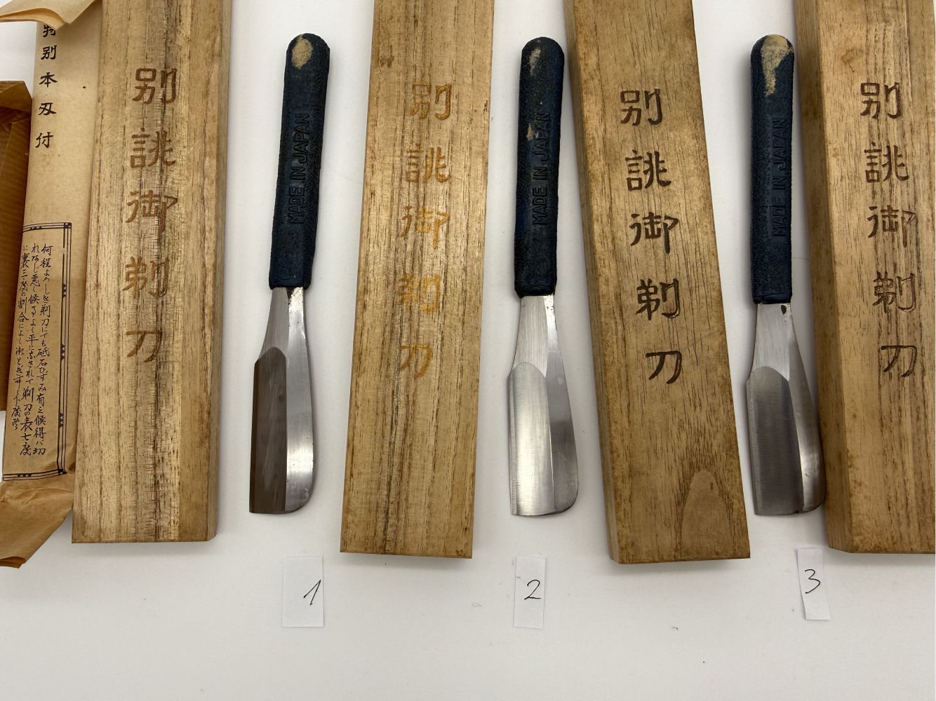 Aukščiausios klasės NOS Kamisori Tamahagane pauvlonijos dėžutėje - immagine 17