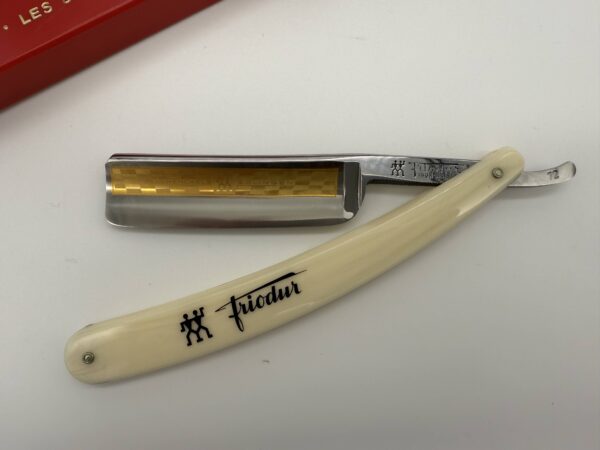 J.A. Henckels Friodur Inox No Stain 72 – klasikinis tiesus skustuvas (Solingen, Vokietija) - Image 6