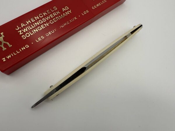 J.A. Henckels Friodur Inox No Stain 72 – klasikinis tiesus skustuvas (Solingen, Vokietija) - Image 8