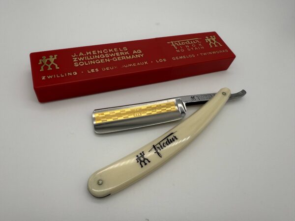 J.A. Henckels Friodur Inox No Stain 72 - classic straight razor (Solingen, Germany)
